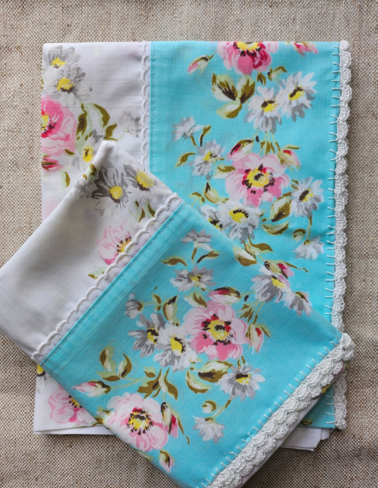 Visntage Embroidered Pillowslip